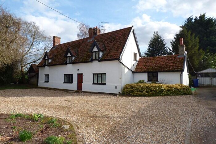 3 Bedroom Detached House To Rent In The Street, Beck Row, IP28