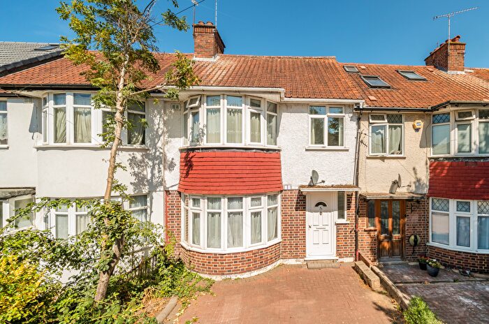 3 Bedroom Semi-Detached House To Rent In Eastcote Avenue, Greenford, UB6