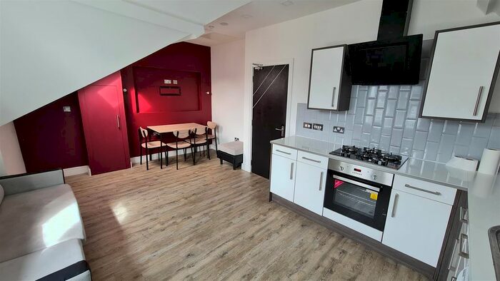 1 Bedroom Flat To Rent In Claude Road, Roath, Cardiff, CF24