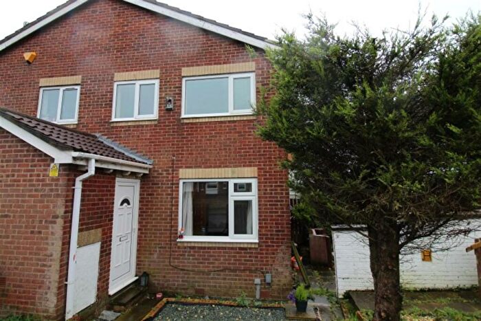 2 Bedroom Terraced House To Rent In Loweswater, Bradford, BD6
