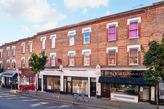 2 Bedroom Flat To Rent In Leopold Road, London, SW19