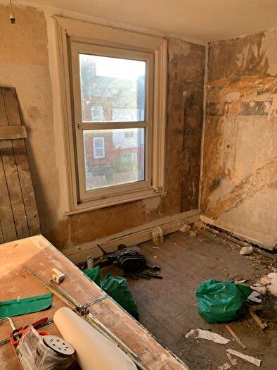2 Bedroom Terraced House For Sale In Darfield Place, Harehills, LS8