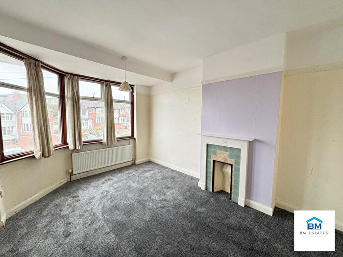 3 Bedroom Terraced House To Rent In Broad Avenue, Leicester, LE5
