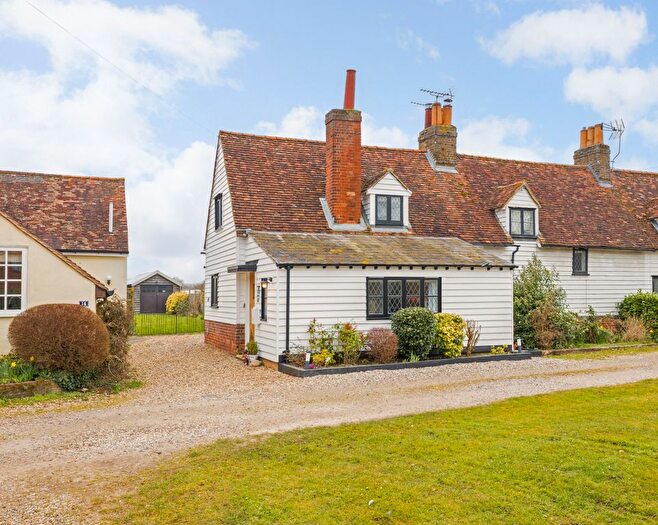 2 Bedroom Semi-Detached House For Sale In Birch Green, Hertford, SG14