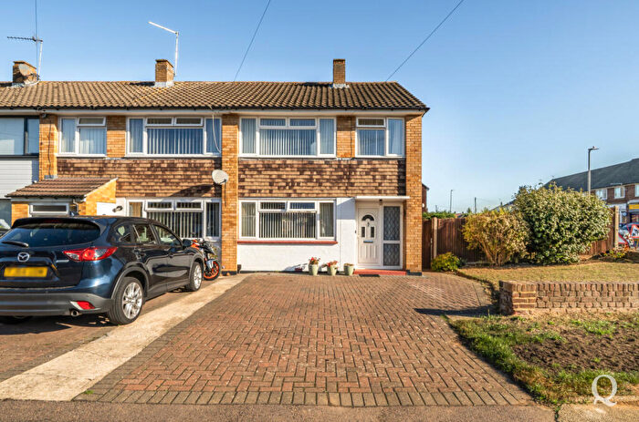 3 Bedroom End Of Terrace House For Sale In West Ridge, Sittingbourne, Kent, ME10