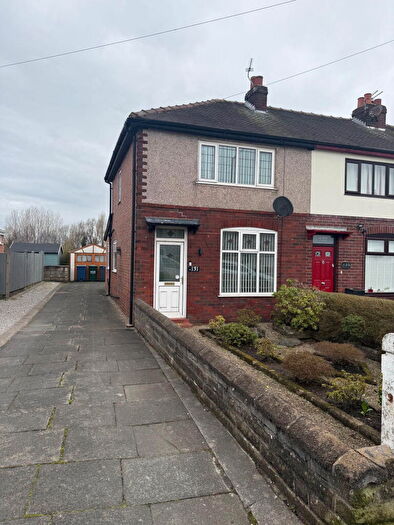 2 Bedroom End Of Terrace House To Rent In Grimshaw Lane, Ormskirk, L39