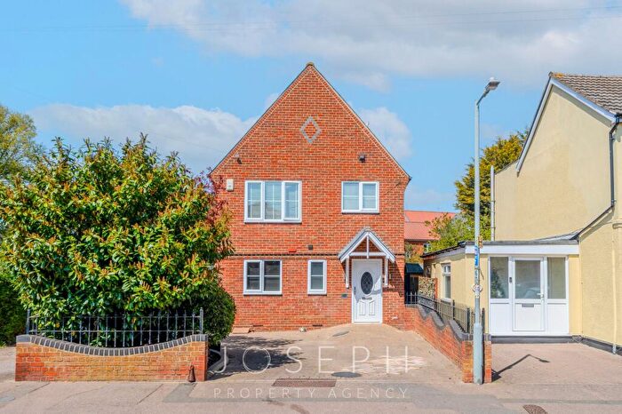 3 Bedroom Detached House For Sale In Riverside Road, Ipswich, IP1