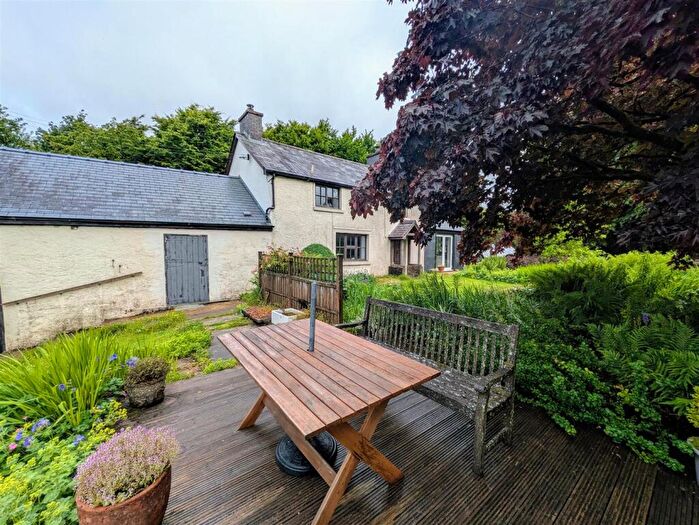 6 Bedroom Smallholding For Sale In Rhydcymerau, Llandeilo, SA19