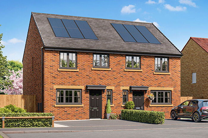 3 Bedroom Semi Detached House For Sale In Foxby Hill, Gainsborough, DN21