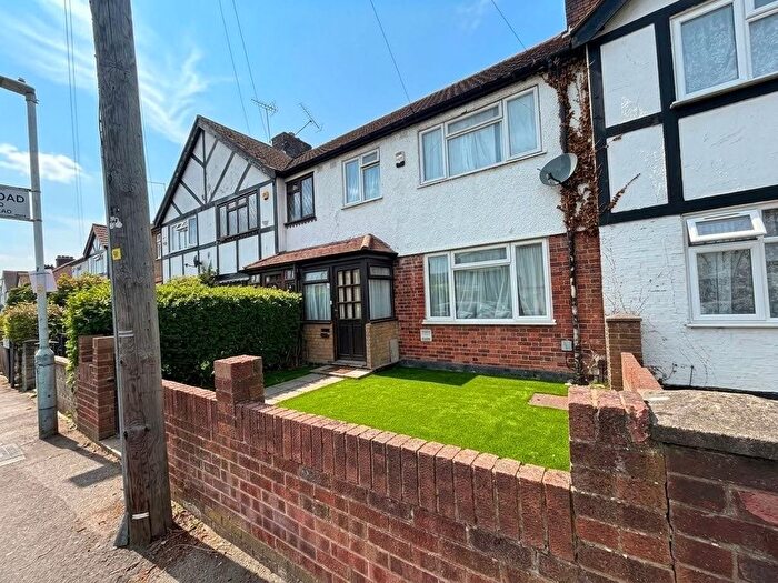 3 Bedroom Terraced House To Rent In Tudor Road, Hayes, UB3