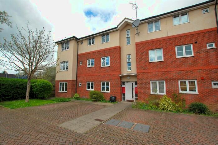 2 Bedroom Apartment To Rent In School Meadow, Guildford, Surrey, GU2