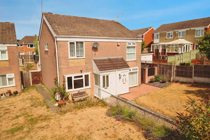 4 Bedroom Semi-Detached House For Sale In Calder Road, Stourport-on-severn, DY13