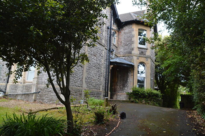 1 Bedroom Apartment To Rent In Flat, Queens Road, BS23