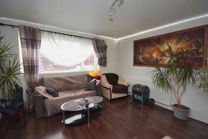 2 Bedroom Terraced House To Rent In Badger Avenue, Crewe CW1