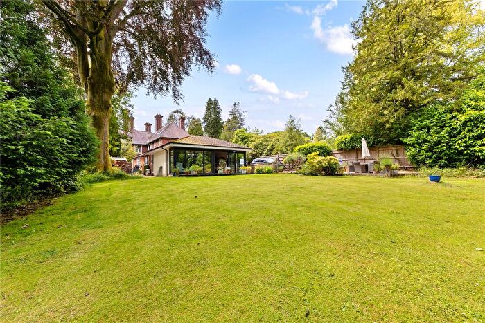 3 Bedroom Bungalow For Sale In Woolmer Hill Road, Haslemere, Surrey, GU27