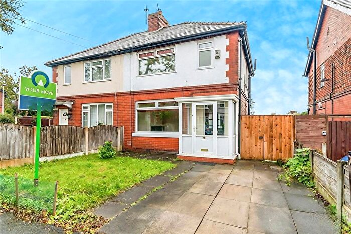 3 Bedroom Semi Detached House For Sale In Mountain Street, Worsley, Manchester, M28