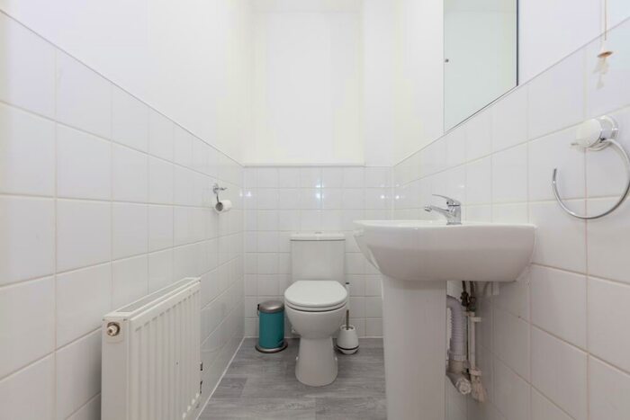 2 Bedroom Apartment To Rent In Albert House, Albion Place, Oxford, Oxfordshire, OX1