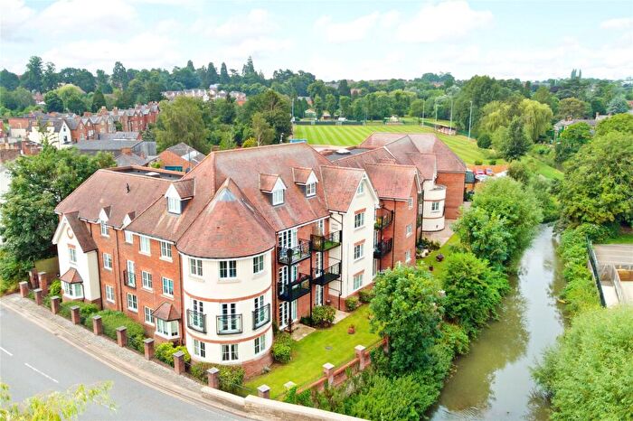 2 Bedroom Apartment For Sale In Ford Street, Buckingham, Buckinghamshire, MK18