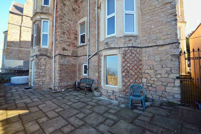 1 Bedroom Flat To Rent In Marine Parade, Clevedon, BS21