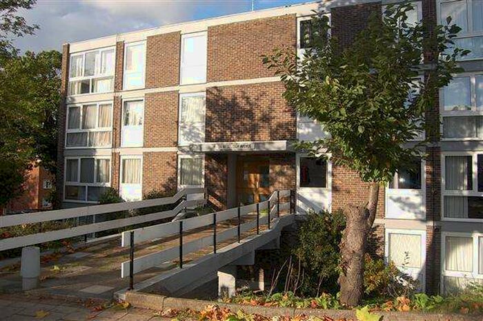 3 Bedroom Apartment To Rent In Westleigh Avenue, Putney, Putney, SW15