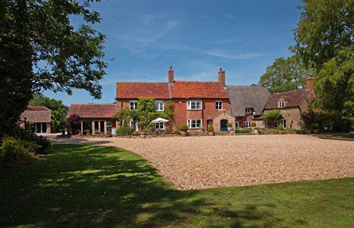 6 Bedroom Detached House For Sale In Thrupp, Faringdon, Oxfordshire, SN7