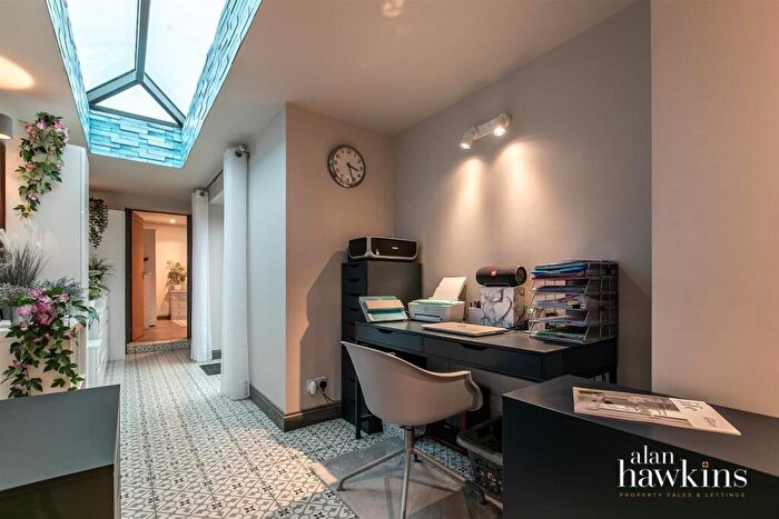 2 Bedroom Semi-Detached Bungalow For Sale In Horsebrook Park, Calne, SN11