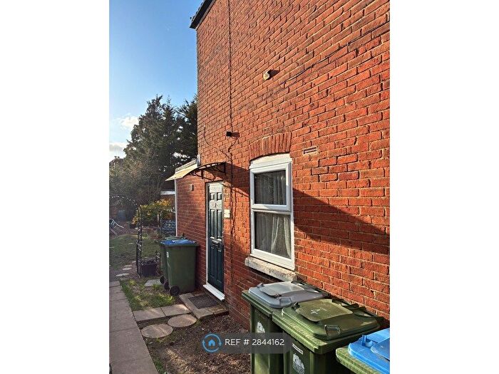 1 Bedroom Maisonette To Rent In Atherley Road, Southampton, SO15