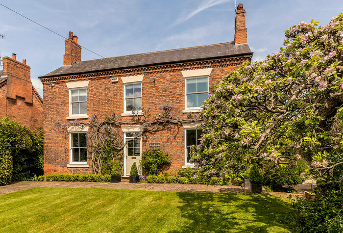 4 Bedroom Detached House For Sale In Boat Lane, Hoveringham, NG14