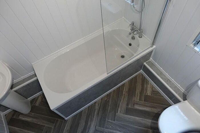 3 Bedroom Terraced House To Rent In Ayresome Park Road, Middlesbrough, TS5