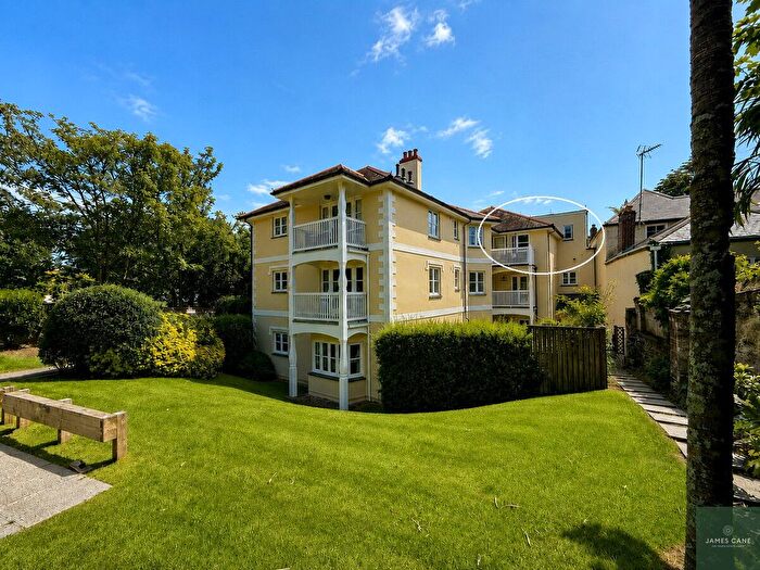 3 Bedroom Flat For Sale In Clifden Gate, Falmouth Road, Truro, TR1