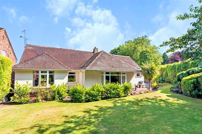 4 Bedroom Bungalow For Sale In Penkridge Bank Road, Slitting Mill, Rugeley, WS15