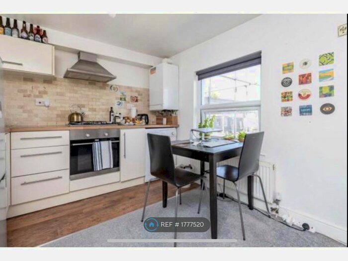 1 Bedroom Flat To Rent In Lillie Road, Fulham, SW6