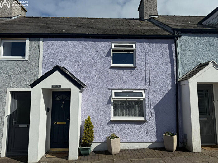 2 Bedroom Terraced House For Sale In High Street, Cemaes Bay, Anglesey, LL67