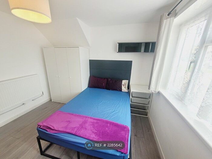 8 Bedroom End Of Terrace House To Rent In Sheriff Avenue, Coventry, CV4