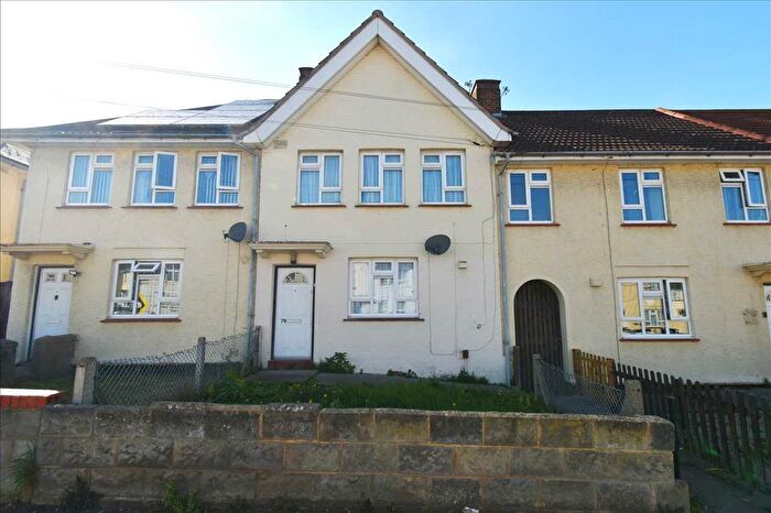 3 Bedroom Property To Rent In Ingoldsby Road, Gravesend, DA12