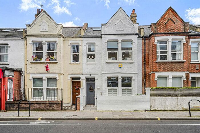 4 Bedroom Terraced House For Sale In New Kings Road, Parsons Green, SW6