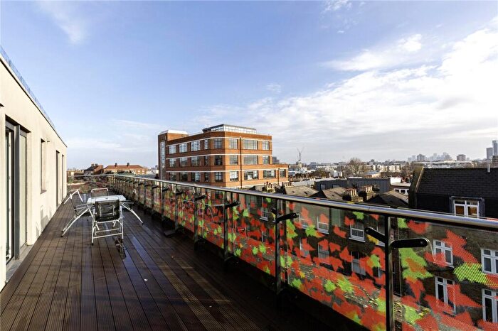 2 Bedroom Apartment To Rent In Islington On The Green, A Islington Green, Angel, Islington, London, N1