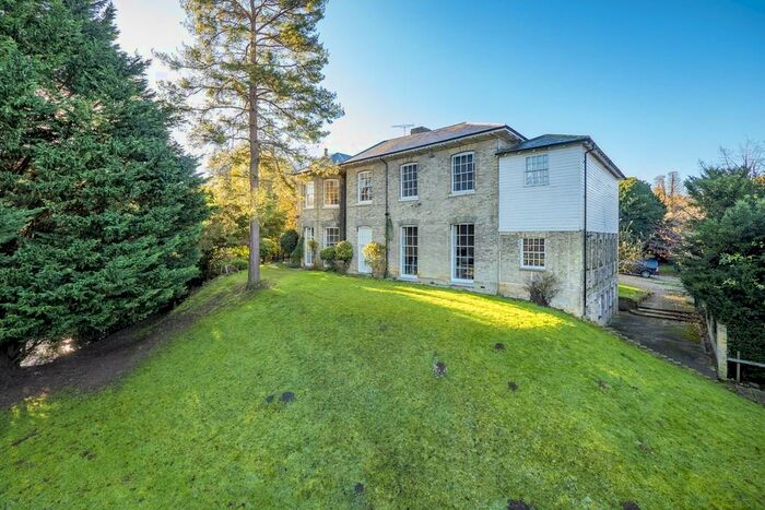 1 Bedroom Apartment For Sale In Sudbury, Suffolk, CO10