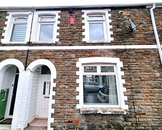3 Bedroom Terraced House To Rent In Windsor Street, Caerphilly, CF83