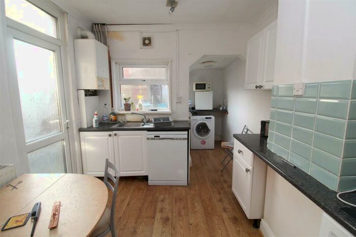 4 Bedroom House To Rent In Talworth Street, Roath, Cardiff, CF24