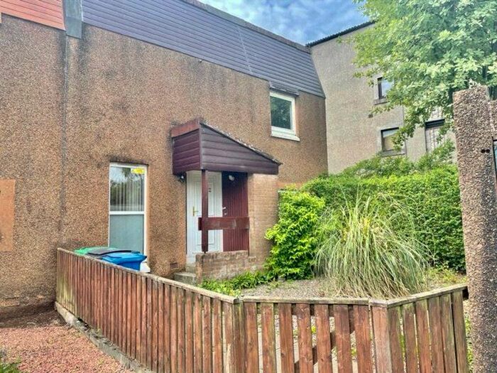 2 Bedroom End Of Terrace House To Rent In Kintore Park, Glenrothes, KY7