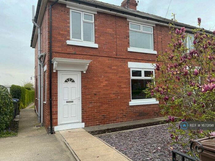 3 Bedroom Semi-Detached House To Rent In Auster Bank Road, Tadcaster, LS24