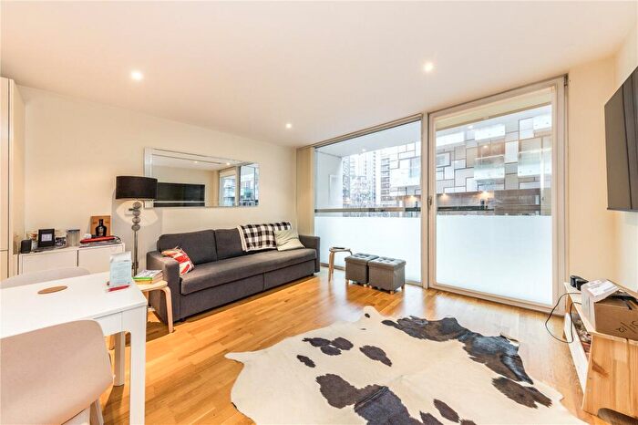 1 Bedroom Apartment To Rent In Cobalt Point, Millharbour, Canary Wharf, London, E14