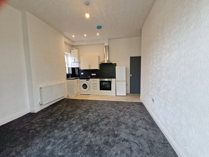 1 Bedroom Flat To Rent In Flat, Belgrave Crescent, Eccles, M30