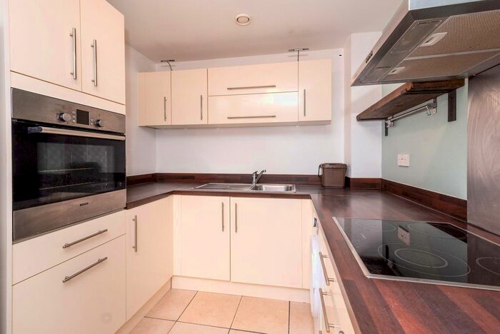 1 Bedroom Flat To Rent In Heol Glan Rheidol, Cardiff, CF10