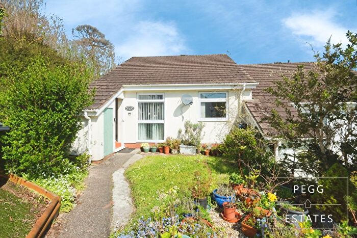 2 Bedroom Bungalow For Sale In Walkham Rise, Torquay, TQ2