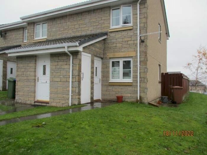 2 Bedroom Flat To Rent In Rowan Grove, Resaurie, Inverness, IV2