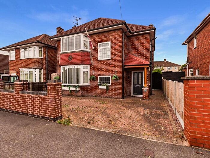 3 Bedroom Detached House For Sale In Humbleton Drive, Mackworth, DE22