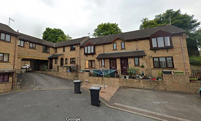 1 Bedroom Flat To Rent In Beaumont Avenue, Huddersfield, West Yorkshire, HD5