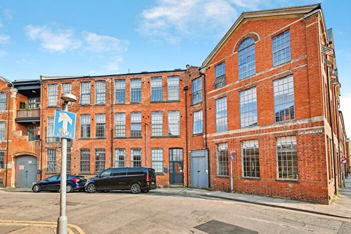 Studio For Sale In Dunster Street, Northampton, Northamptonshire, NN1